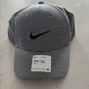 NWT! Nike Heather Gray legacy91 Hat